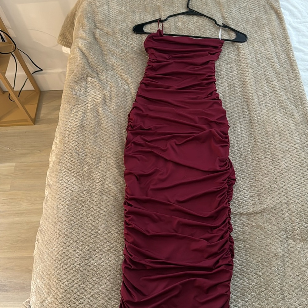 Size 4 Red Oh Polly You’re The One Asymmetric Ruched Midaxi Dress in Dark Red